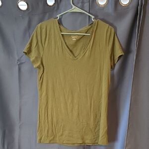 Merona Olive Short Sleeve V-Neck Tee